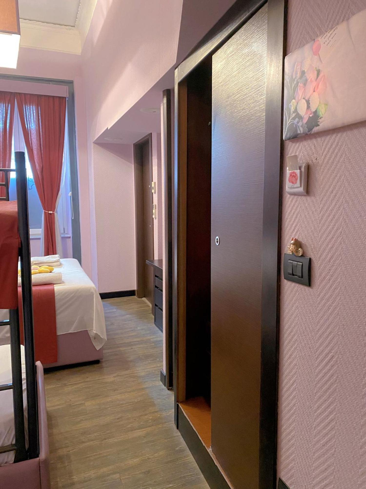 Dolce Vita Rooms Неаполь Экстерьер фото