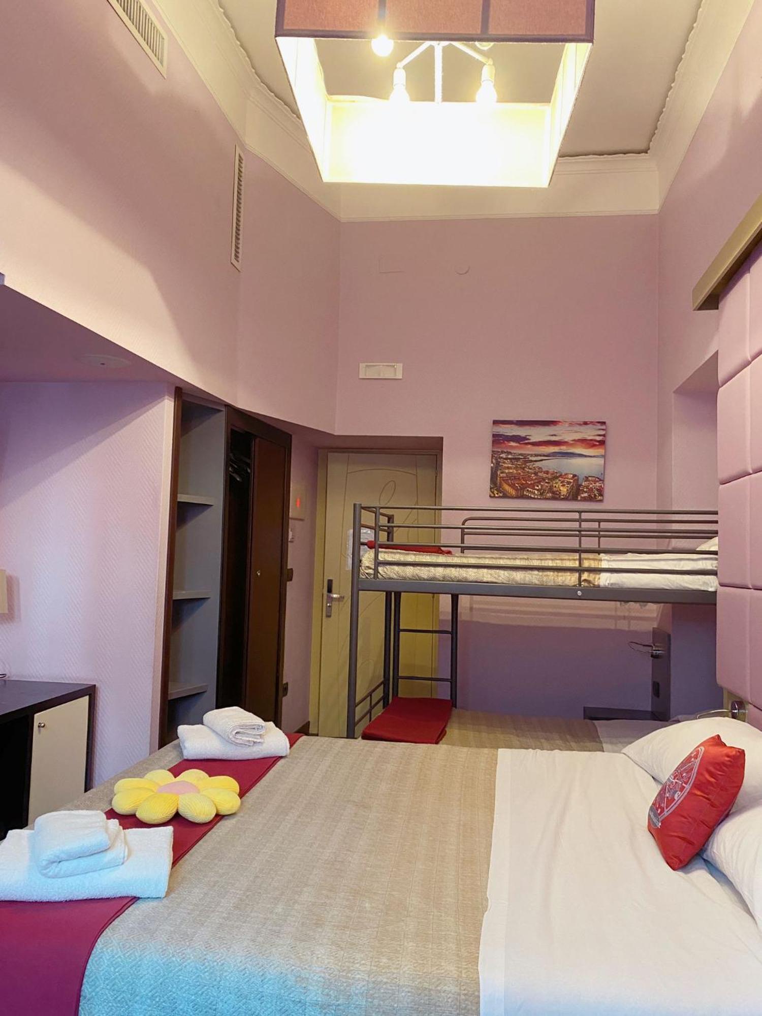 Dolce Vita Rooms Неаполь Экстерьер фото